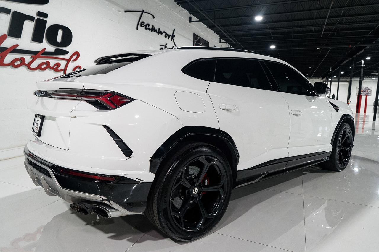 Lamborghini Urus - Thumbnail 7