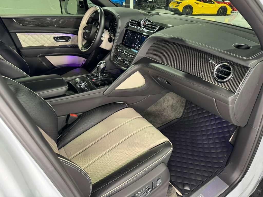 Bentley Bentayga - Thumbnail 19