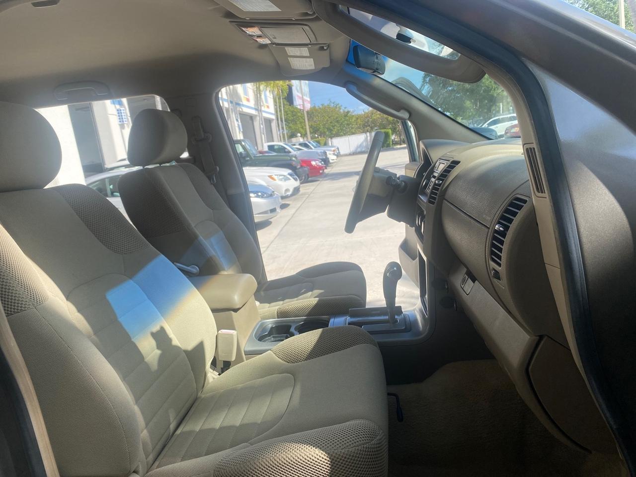 Nissan Pathfinder - Thumbnail 13