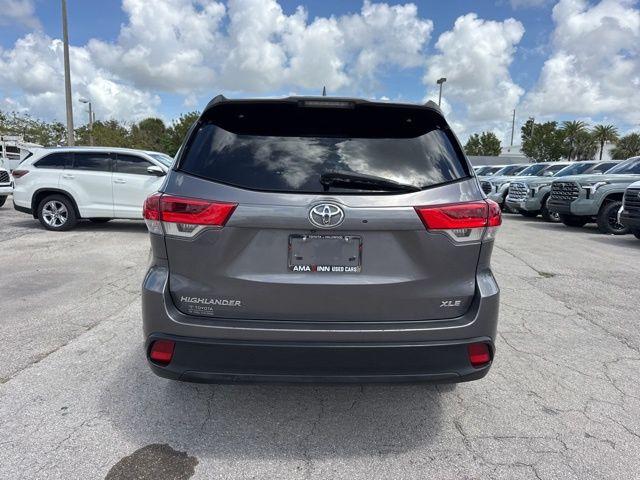 Toyota Highlander Xle In Hollywood Fl | 5Tdkzrfh4Js535508 | Toyota Of Hollywood'S Amazinn Used Cars - Thumbnail 3