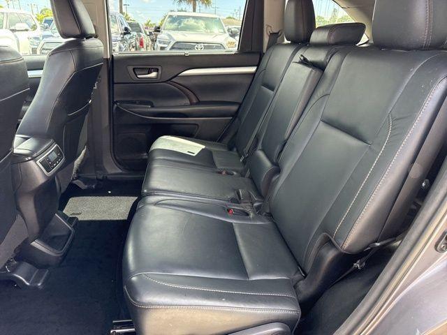Toyota Highlander Xle In Hollywood Fl | 5Tdkzrfh4Js535508 | Toyota Of Hollywood'S Amazinn Used Cars - Thumbnail 11
