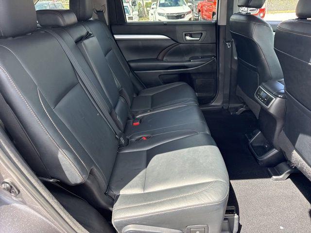 Toyota Highlander Xle In Hollywood Fl | 5Tdkzrfh4Js535508 | Toyota Of Hollywood'S Amazinn Used Cars - Thumbnail 13