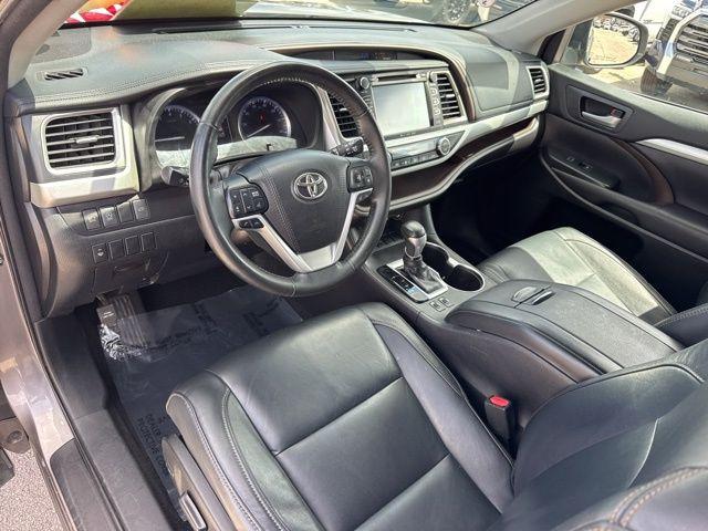 Toyota Highlander Xle In Hollywood Fl | 5Tdkzrfh4Js535508 | Toyota Of Hollywood'S Amazinn Used Cars - Thumbnail 9