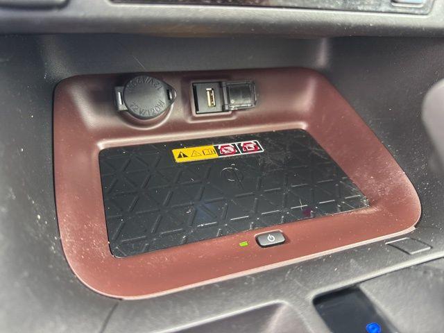 Toyota Rav4 Hybrid Limited In Hollywood Fl | 4T3D6Rfv3Nu085457 | Toyota Of Hollywood'S Amazinn Used Cars - Thumbnail 7