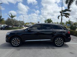 Audi Q7 - Thumbnail 10