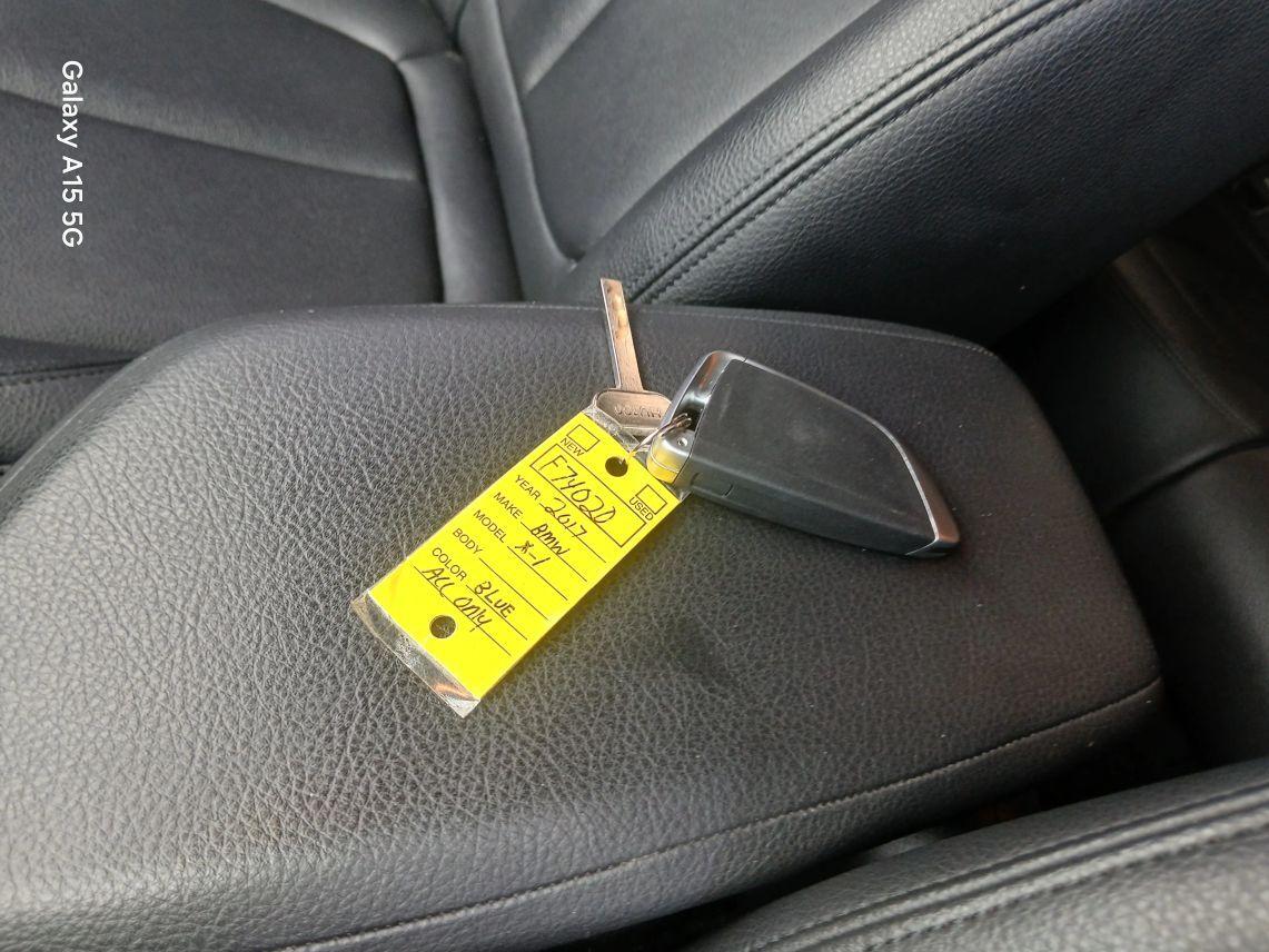 BMW X1 - Thumbnail 4