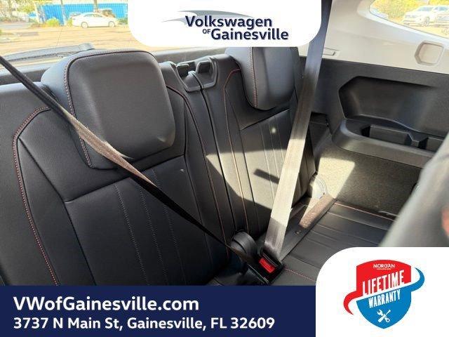 Volkswagen Tiguan Wolfsburg Edition Fwd Sport Utility - Thumbnail 9