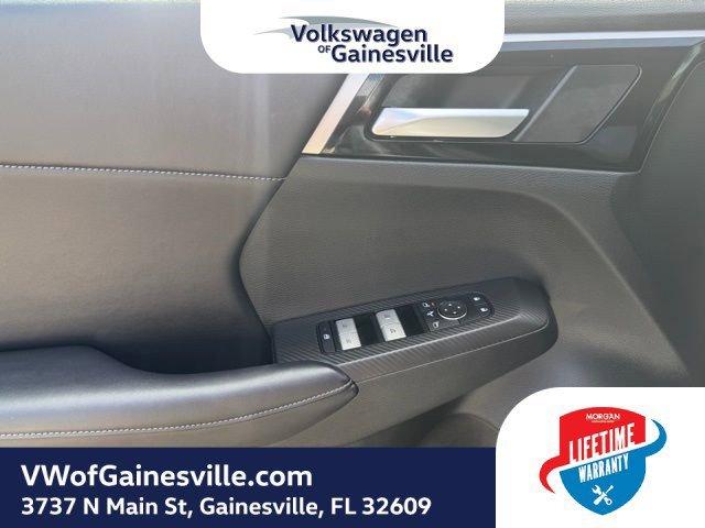 Mitsubishi Outlander Se With Navigation - Thumbnail 20