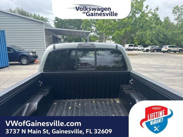 Toyota Tacoma 2Wd Sr5 Rwd Crew Cab Pickup - Thumbnail 6