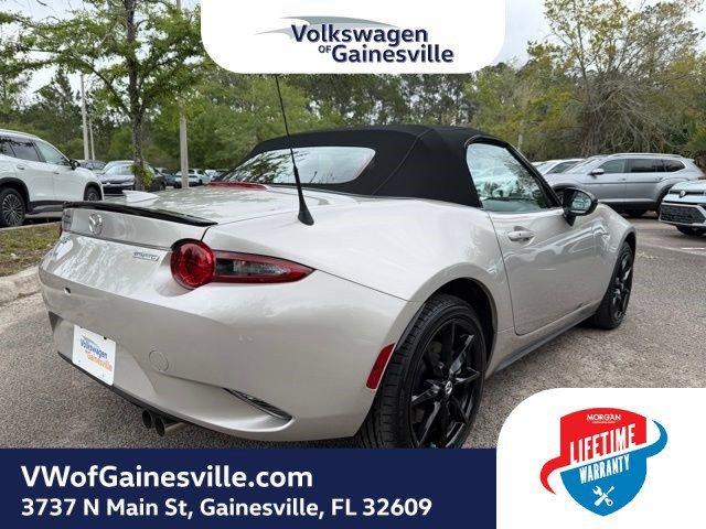 Mazda Mx-5 Miata Club Rwd Convertible - Thumbnail 6