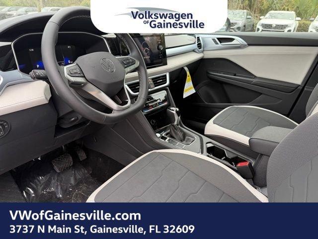 Volkswagen Taos Se Fwd Sport Utility - Thumbnail 17