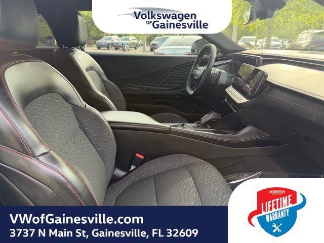 Dodge Charger Daytona R/T With Navigation & Awd - Thumbnail 10