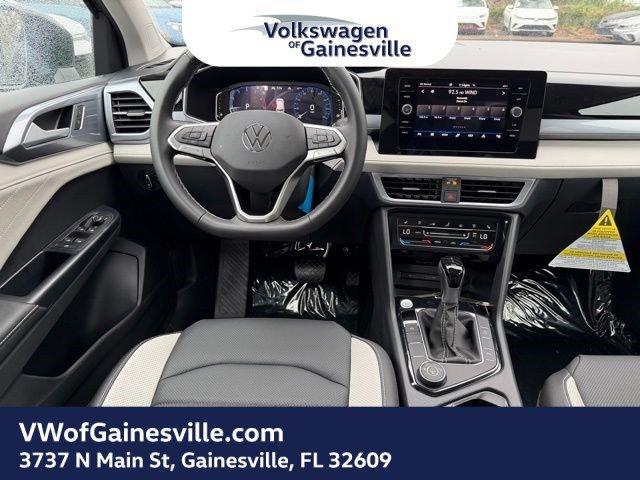 Volkswagen Taos Sel With Navigation & Awd - Thumbnail 11