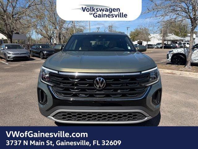 Volkswagen Atlas Cross Sport 2.0T Se W/Technology Fwd Sport Utility - Thumbnail 4