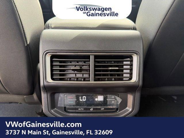 Volkswagen Atlas 2.0T Se W/Technology Fwd Sport Utility - Thumbnail 9