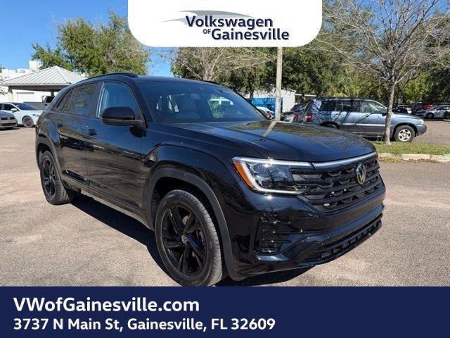 Volkswagen Atlas Cross Sport 2.0T Sel R-Line Black With Navigation & Awd - Thumbnail 2