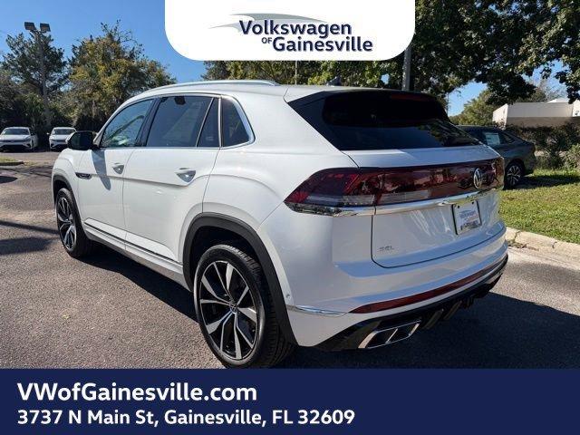 Volkswagen Atlas Cross Sport 2.0T Sel Premium R-Line With Navigation & Awd - Thumbnail 5