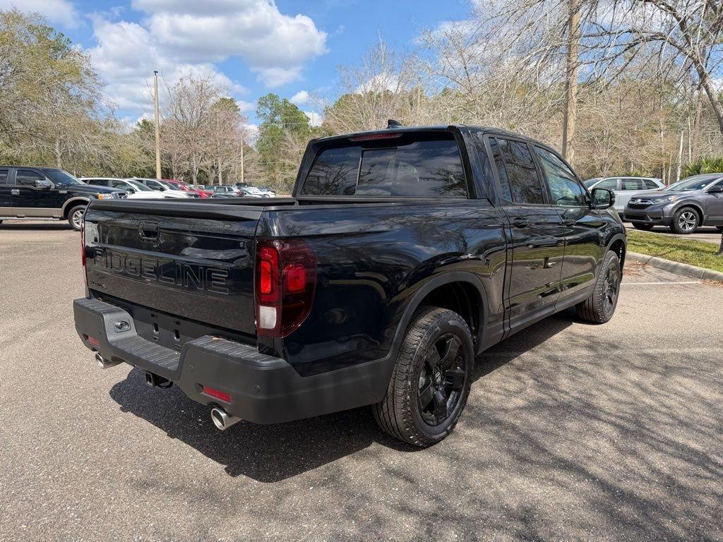 Honda Ridgeline Black Edition - Thumbnail 6