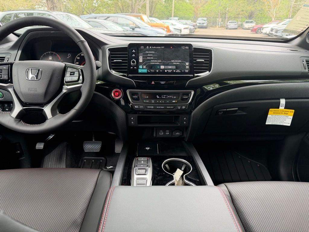 Honda Ridgeline Black Edition - Thumbnail 13