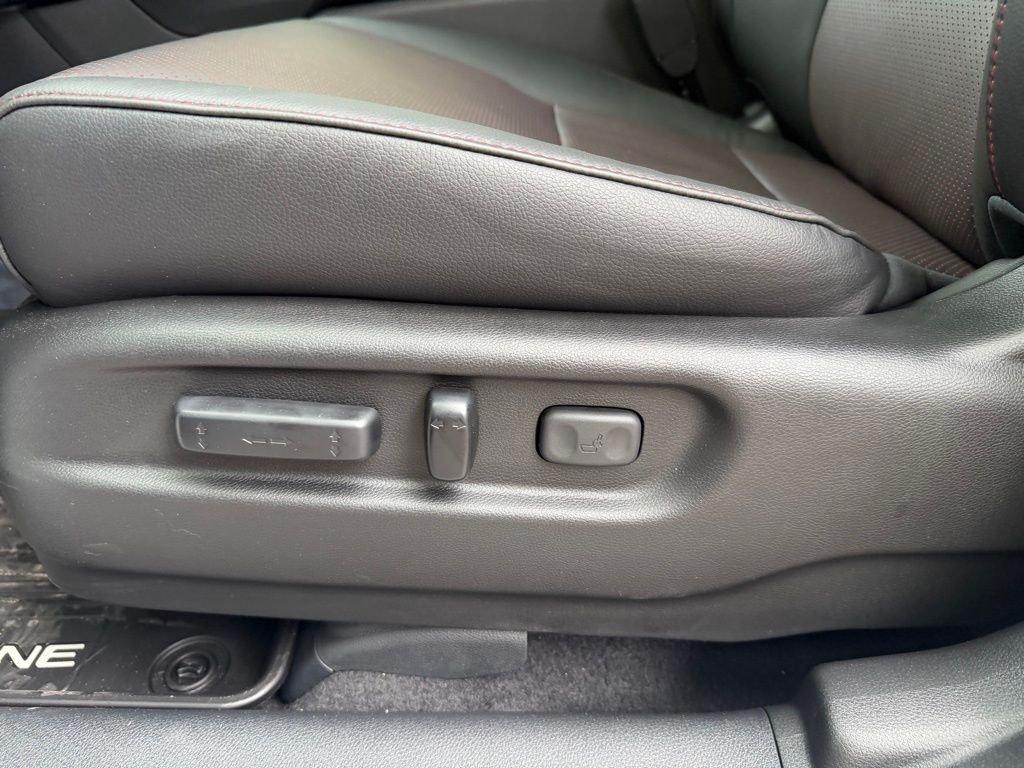 Honda Ridgeline Black Edition - Thumbnail 18