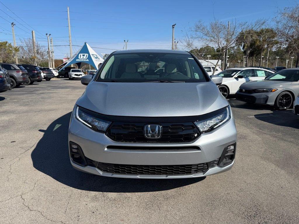 Honda Odyssey Touring - Thumbnail 3