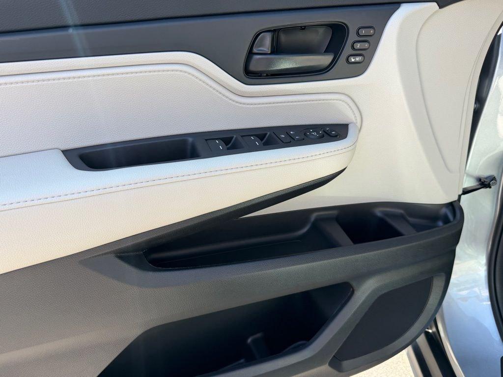 Honda Odyssey Ex-L - Thumbnail 12