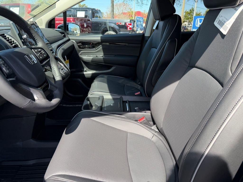Honda Odyssey Elite - Thumbnail 14
