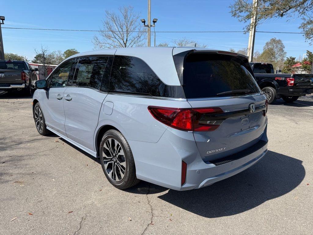 Honda Odyssey Elite - Thumbnail 5