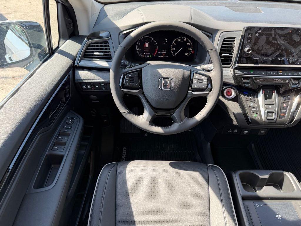 Honda Odyssey Elite - Thumbnail 12