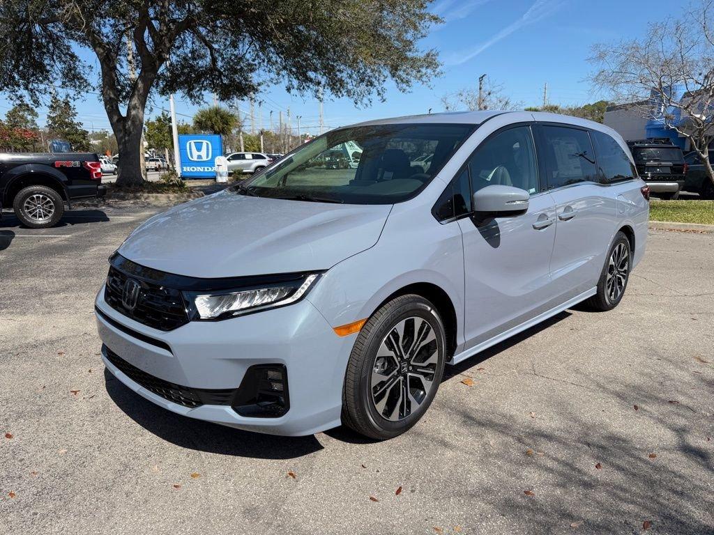 Honda Odyssey Elite - Thumbnail 3