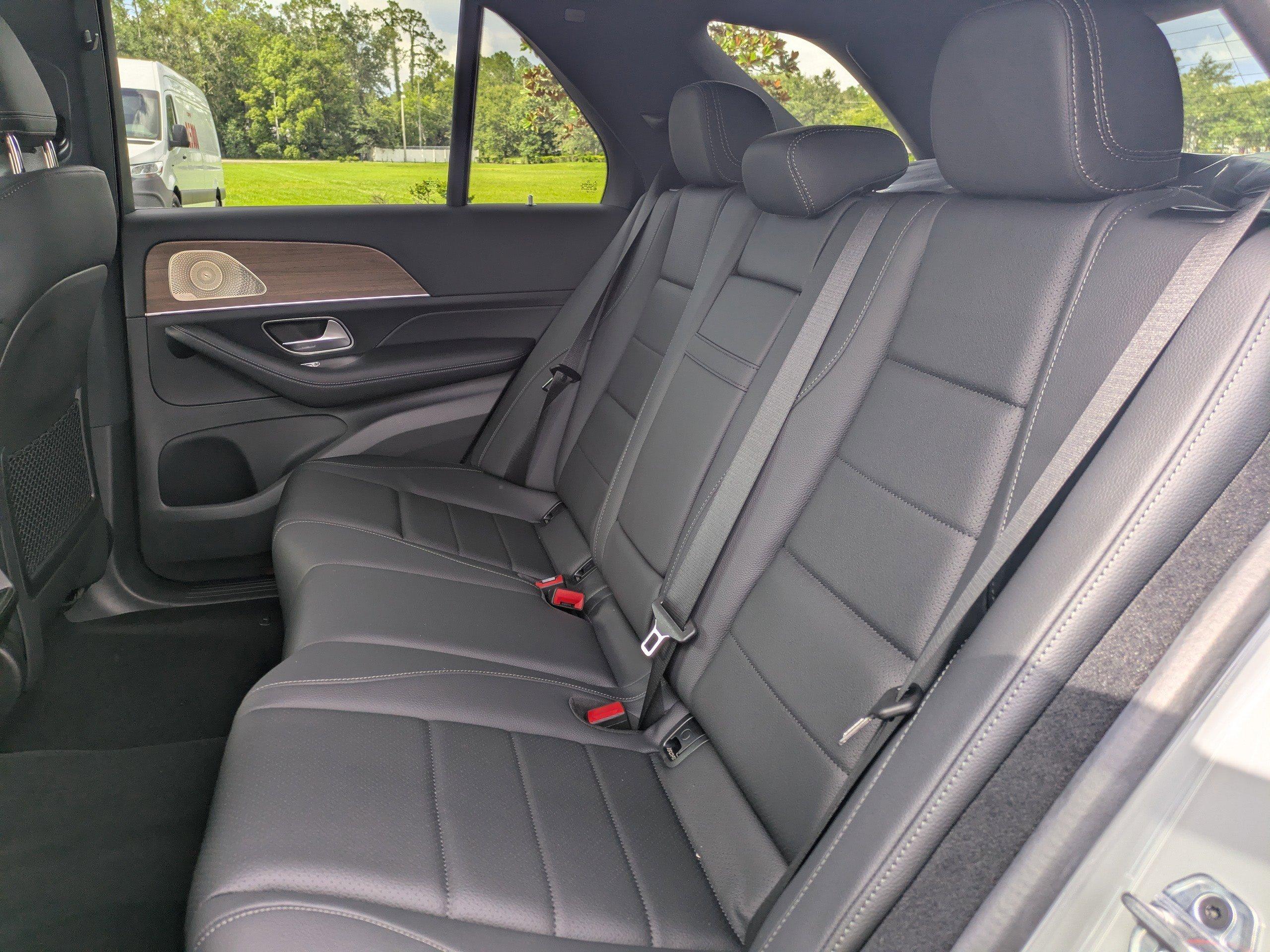 Mercedes-Benz Gle Suv 450 With Navigation & Awd - Thumbnail 16