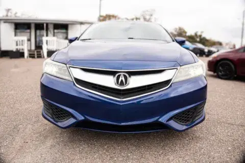 Acura Ilx Sedan 4D - Thumbnail 3