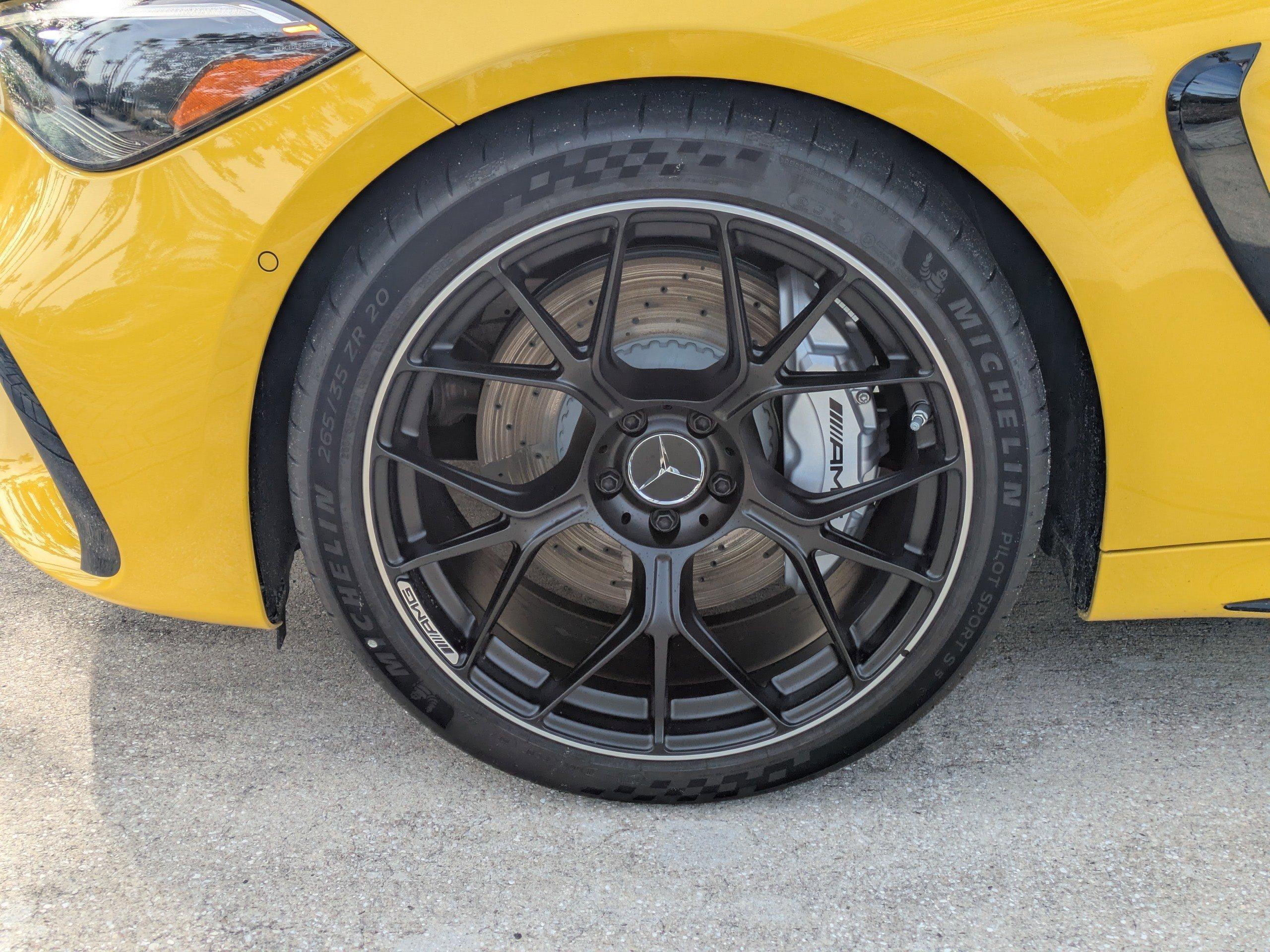 Mercedes-Benz Cle Convertible Amg® 53 4Matic®+ Cabriolet With Navigation & Awd - Thumbnail 4