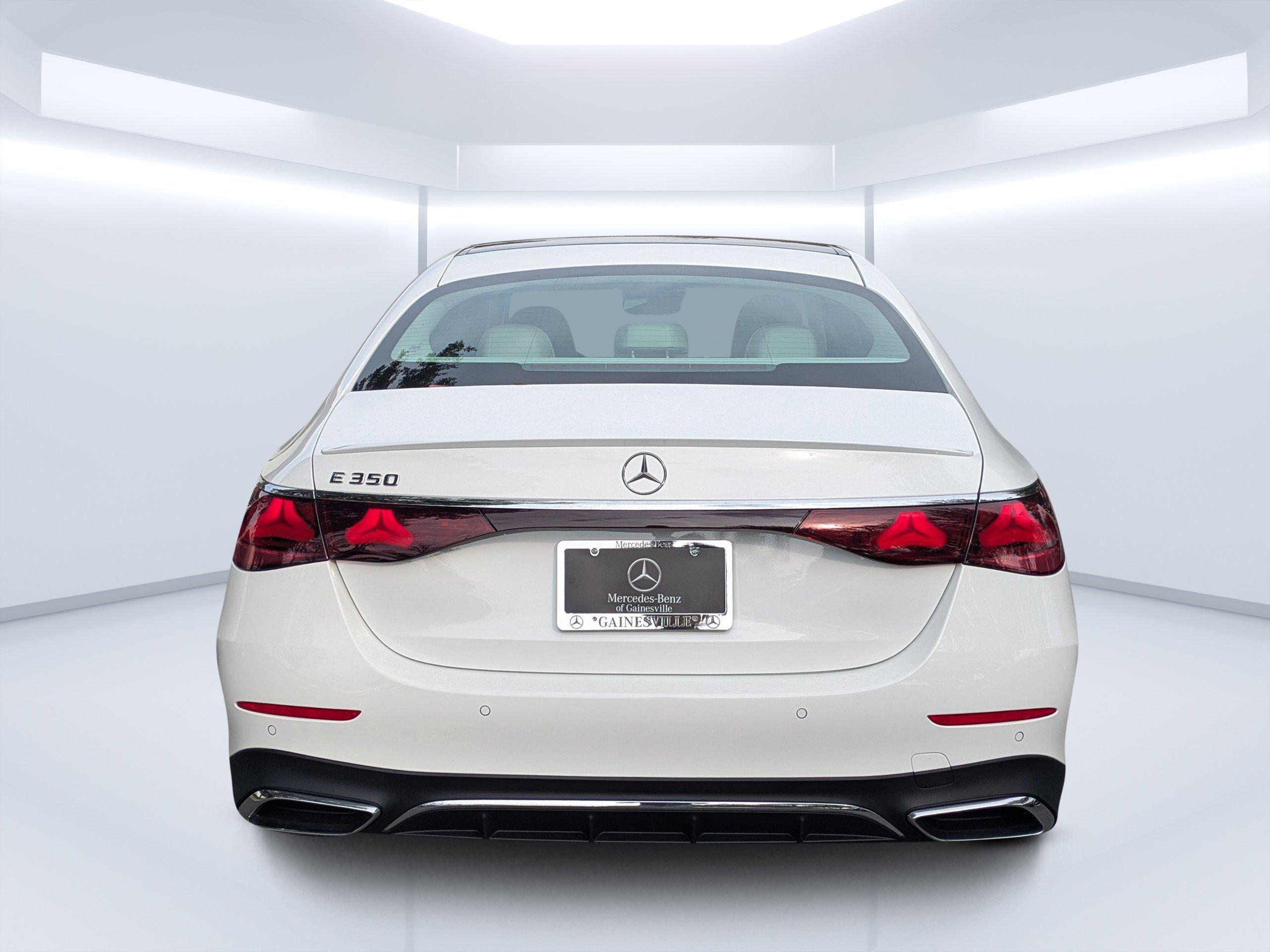 Mercedes-Benz Sedan E 350 With Navigation - Thumbnail 8