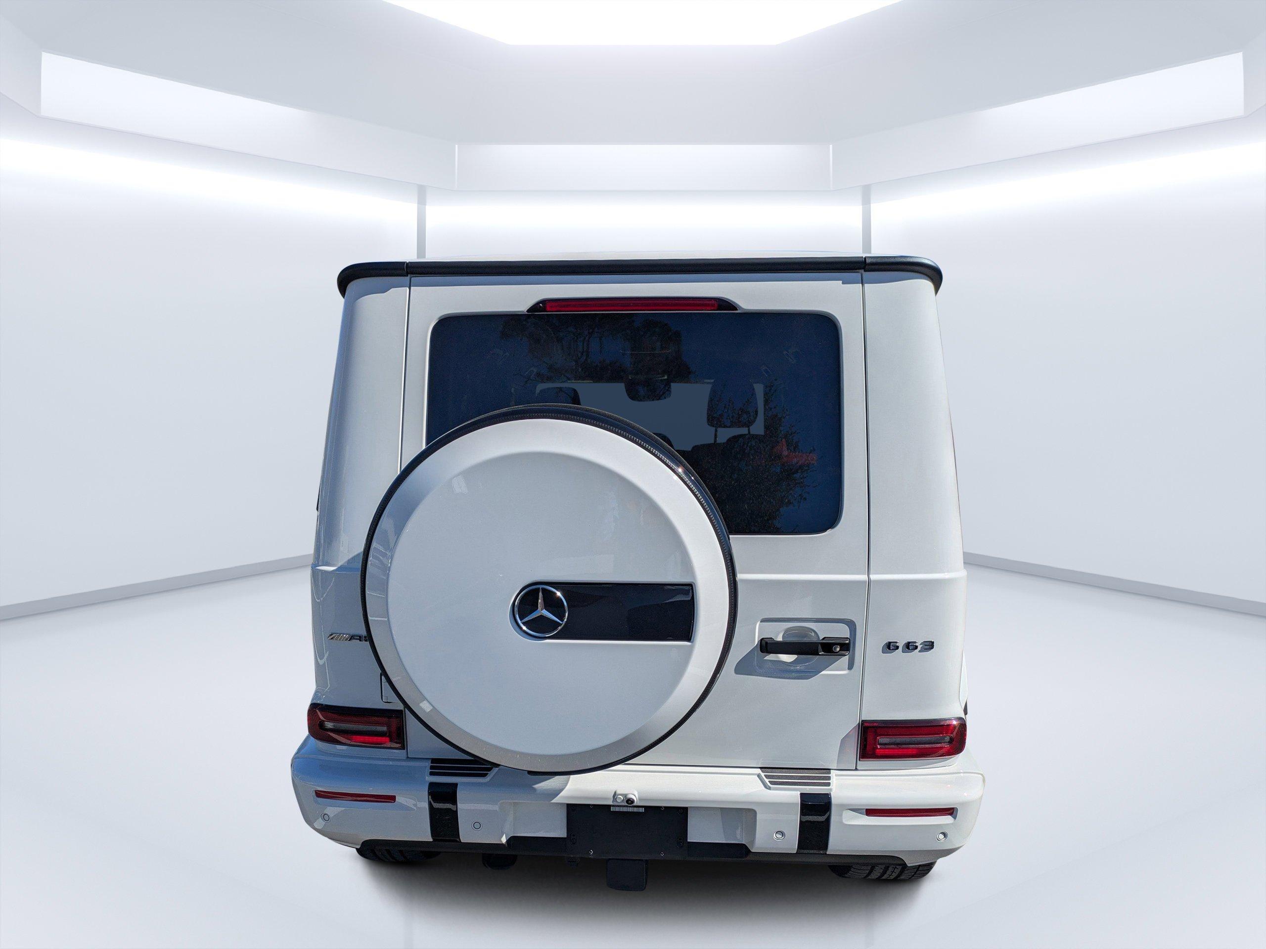 Mercedes-Benz Sport Utility Amg® G 63 With Navigation & Awd - Thumbnail 8