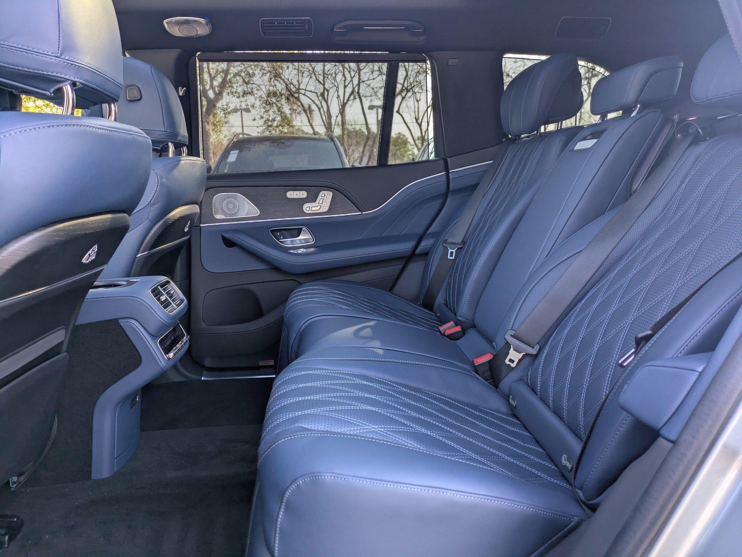 Mercedes-Benz Gls Suv Maybach 600 With Navigation & Awd - Thumbnail 16