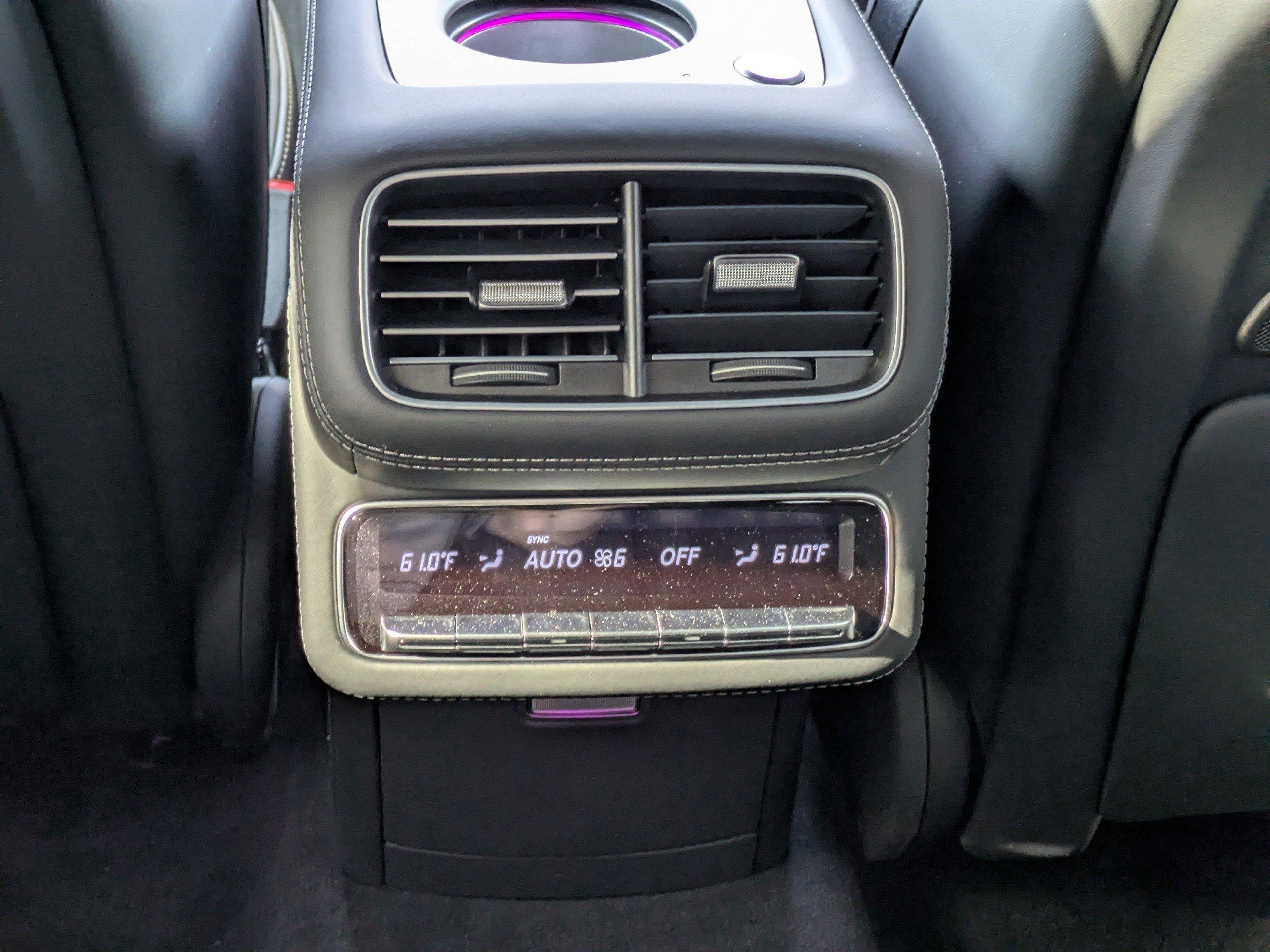 Mercedes-Benz Gls Suv Maybach 600 With Navigation & Awd - Thumbnail 18