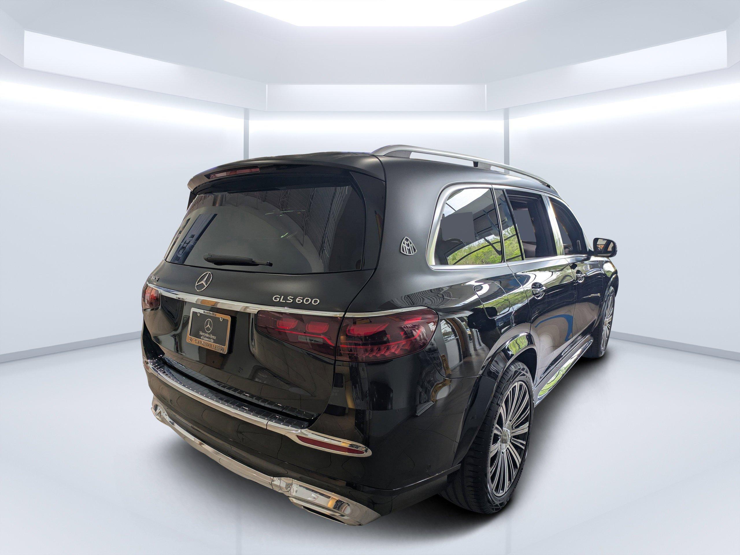 Mercedes-Benz Gls Suv Maybach 600 With Navigation & Awd - Thumbnail 4