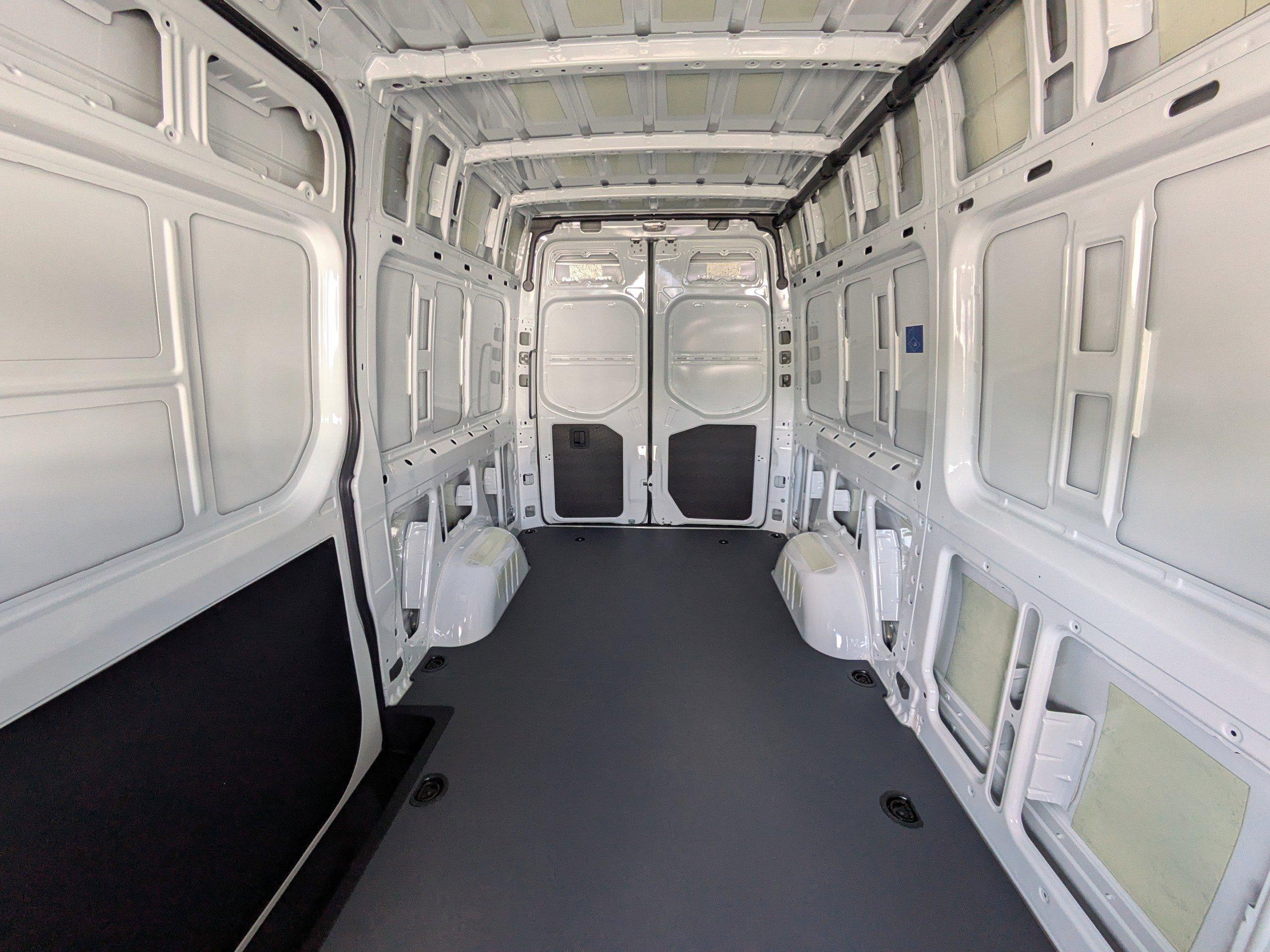 Mercedes-Benz Sprinter Cargo Van Van 144 Wb Awd - Thumbnail 15