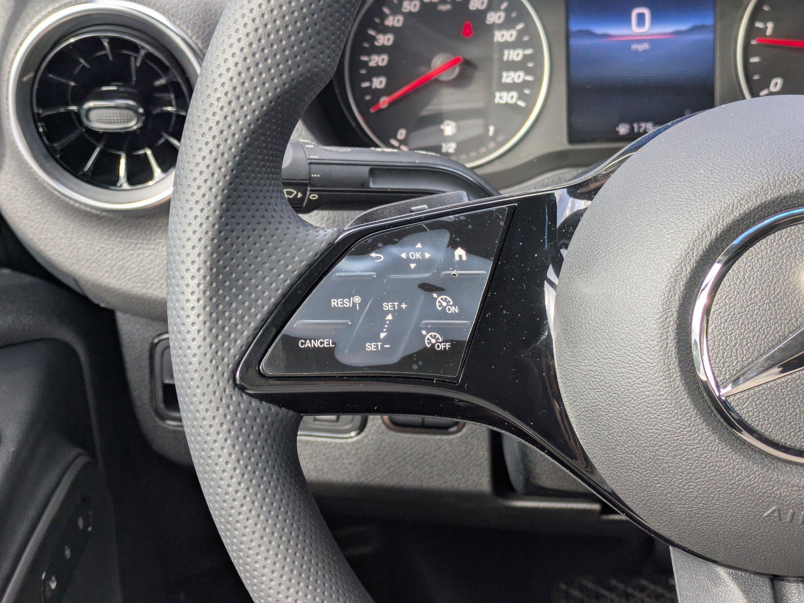 Mercedes-Benz Sprinter Cargo Van Van 144 Wb Awd - Thumbnail 17