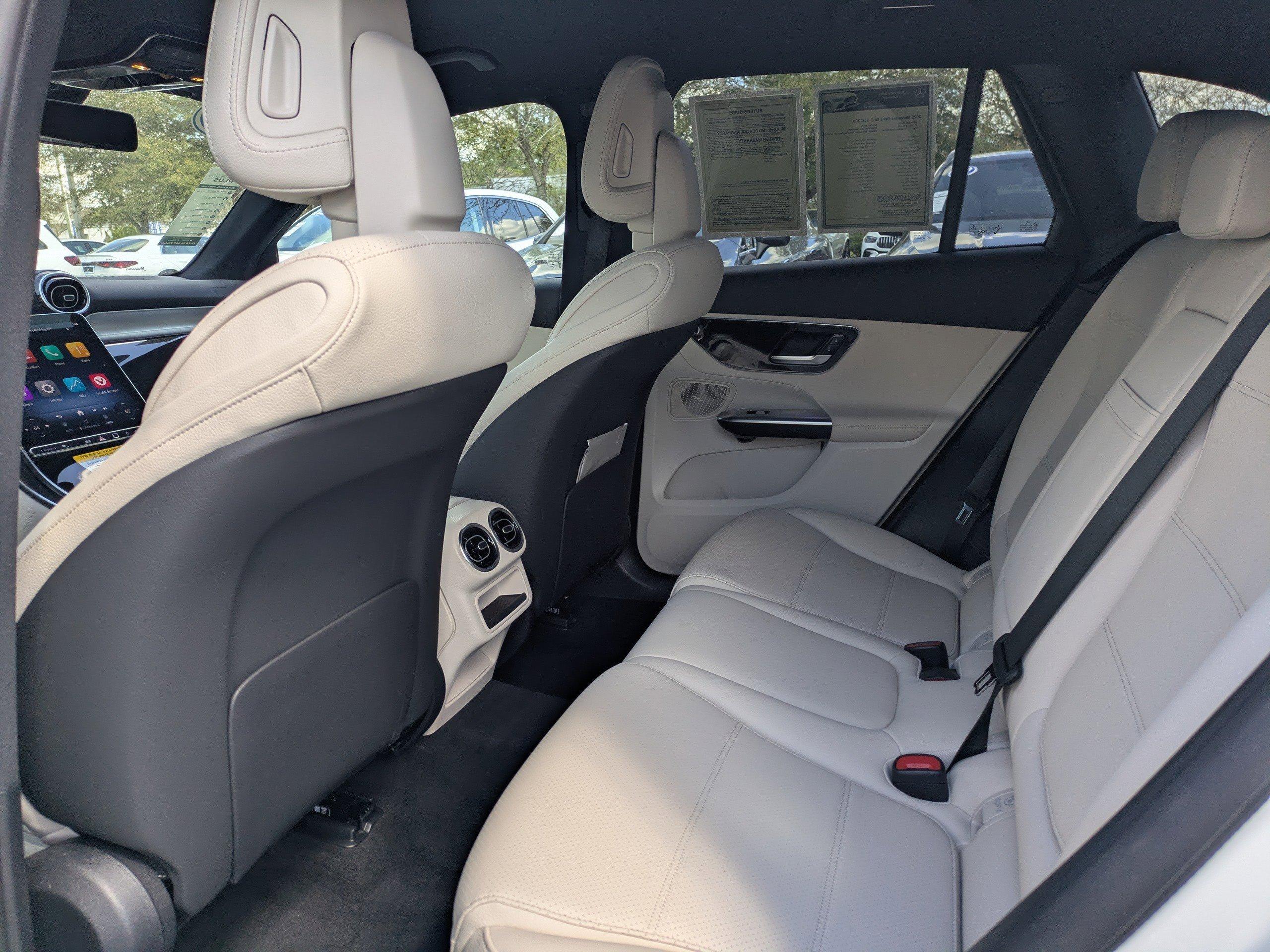 Mercedes-Benz Glc 300 Rwd Sport Utility - Thumbnail 15