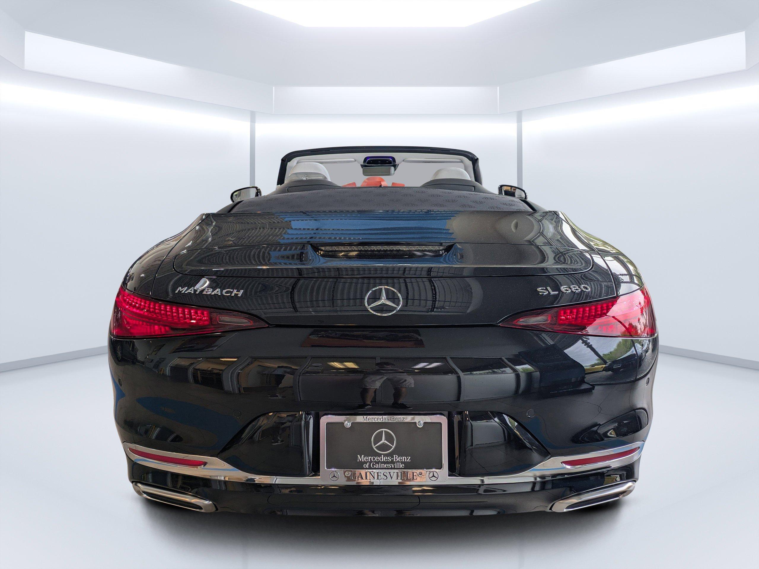 Mercedes-Benz Sl Convertible Maybach 680 Monogram Series With Navigation & Awd - Thumbnail 5