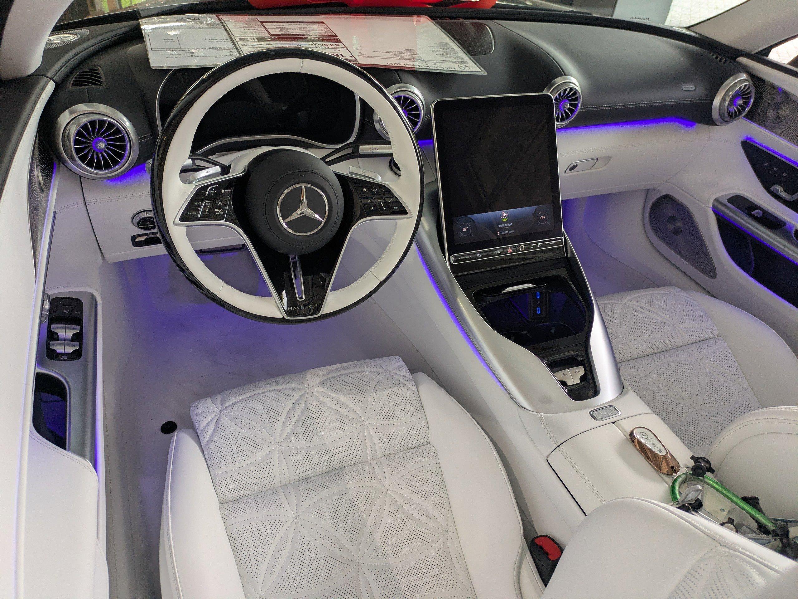 Mercedes-Benz Sl Convertible Maybach 680 Monogram Series With Navigation & Awd - Thumbnail 10