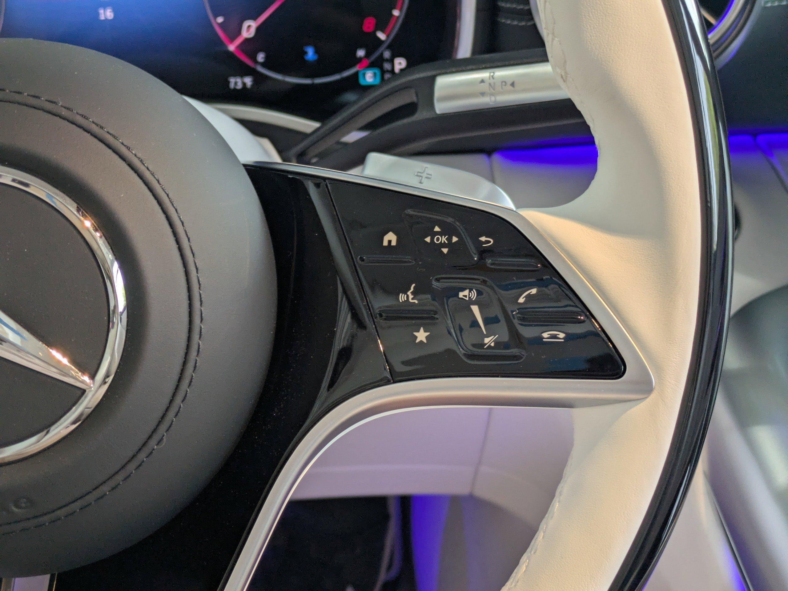 Mercedes-Benz Sl Convertible Maybach 680 Monogram Series With Navigation & Awd - Thumbnail 16