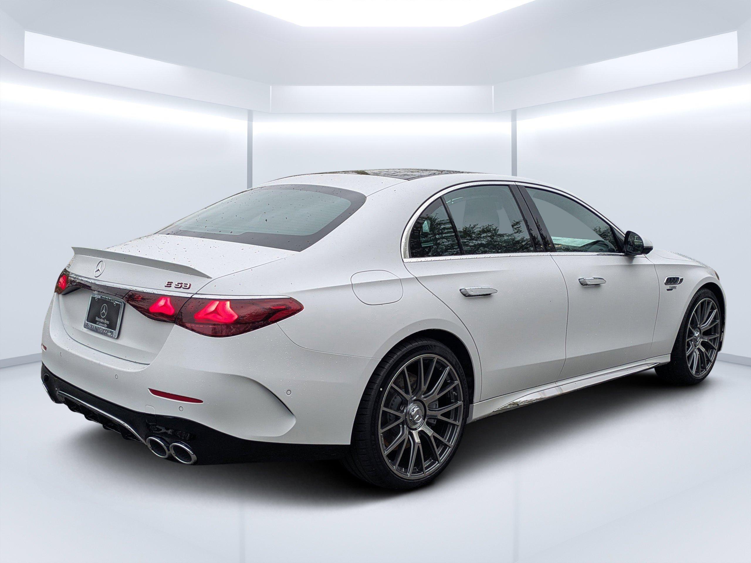 Mercedes-Benz Sedan Amg® E 53 E 4Matic®+ With Navigation & Awd - Thumbnail 4