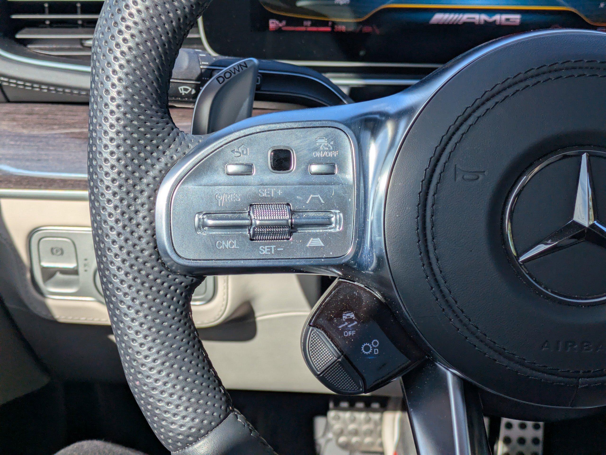 Mercedes-Benz Gls Sport Utility Amg® 63 With Navigation & Awd - Thumbnail 18