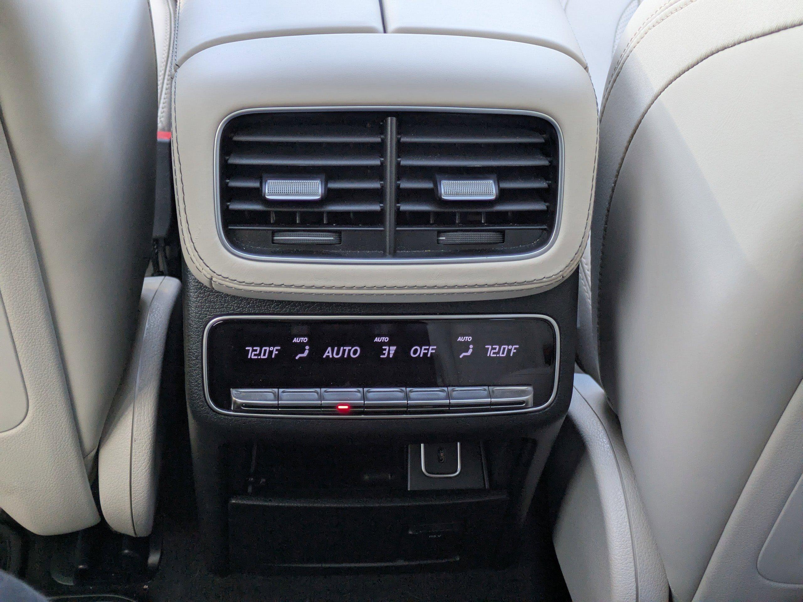 Mercedes-Benz Gls Sport Utility Amg® 63 With Navigation & Awd - Thumbnail 16