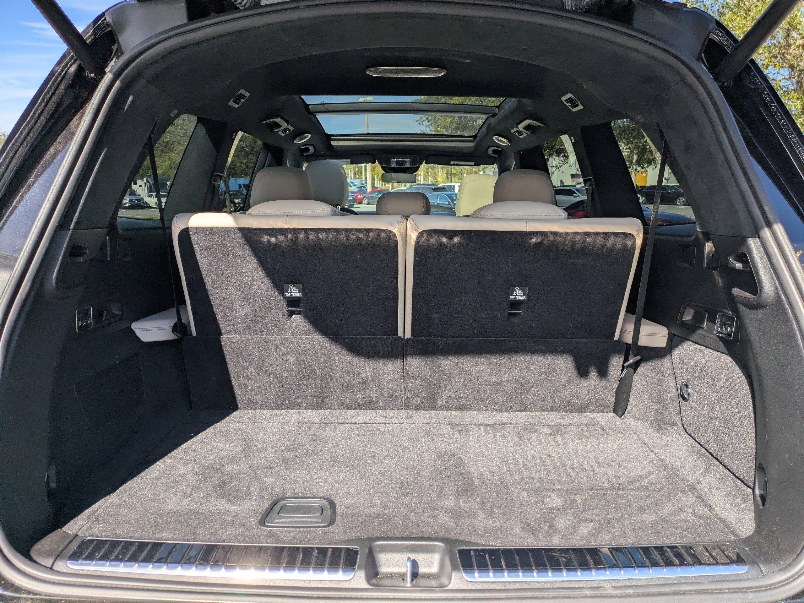 Mercedes-Benz Gls Sport Utility Amg® 63 With Navigation & Awd - Thumbnail 11