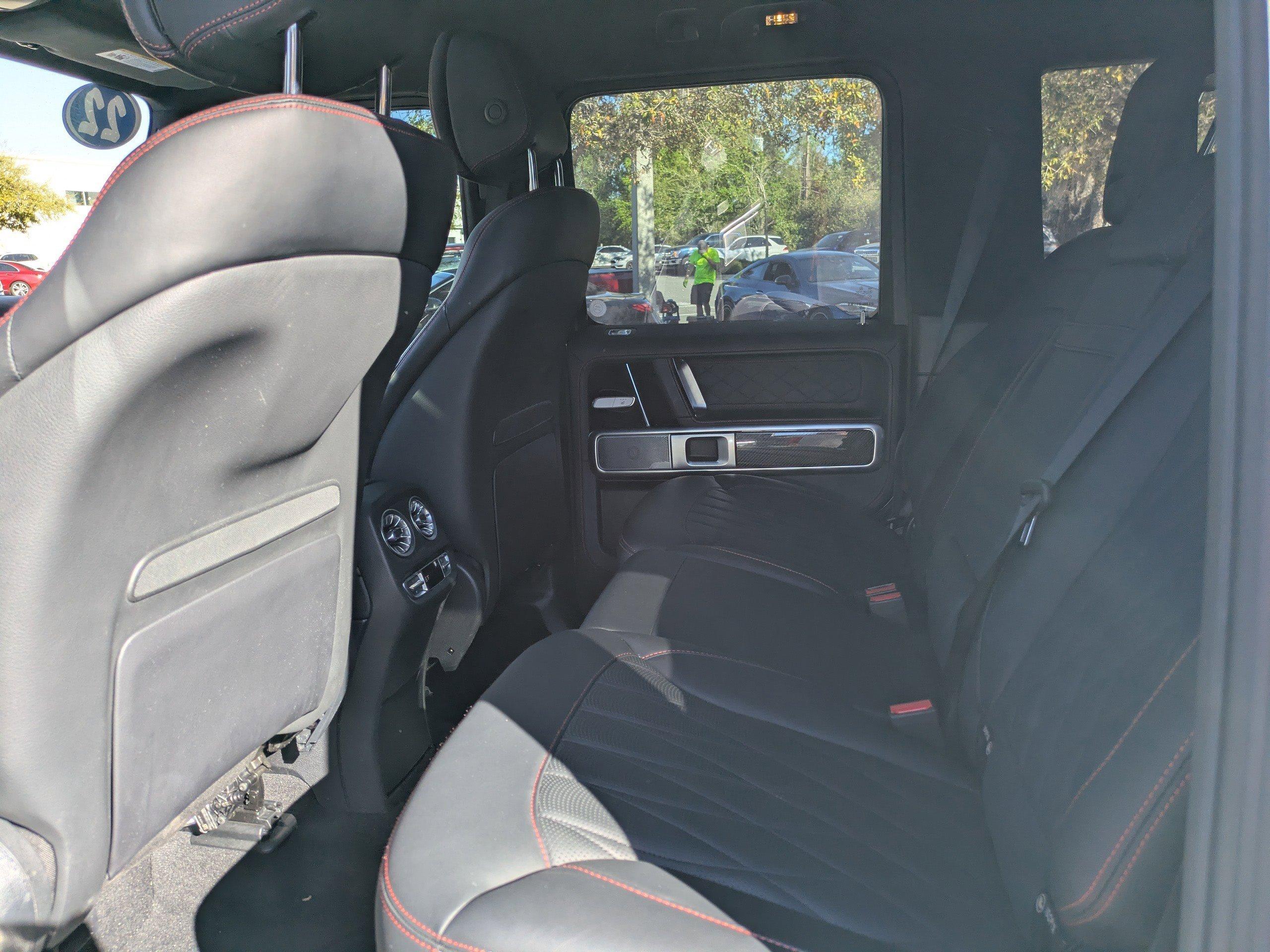 Mercedes-Benz Sport Utility G 550 With Navigation & Awd - Thumbnail 16