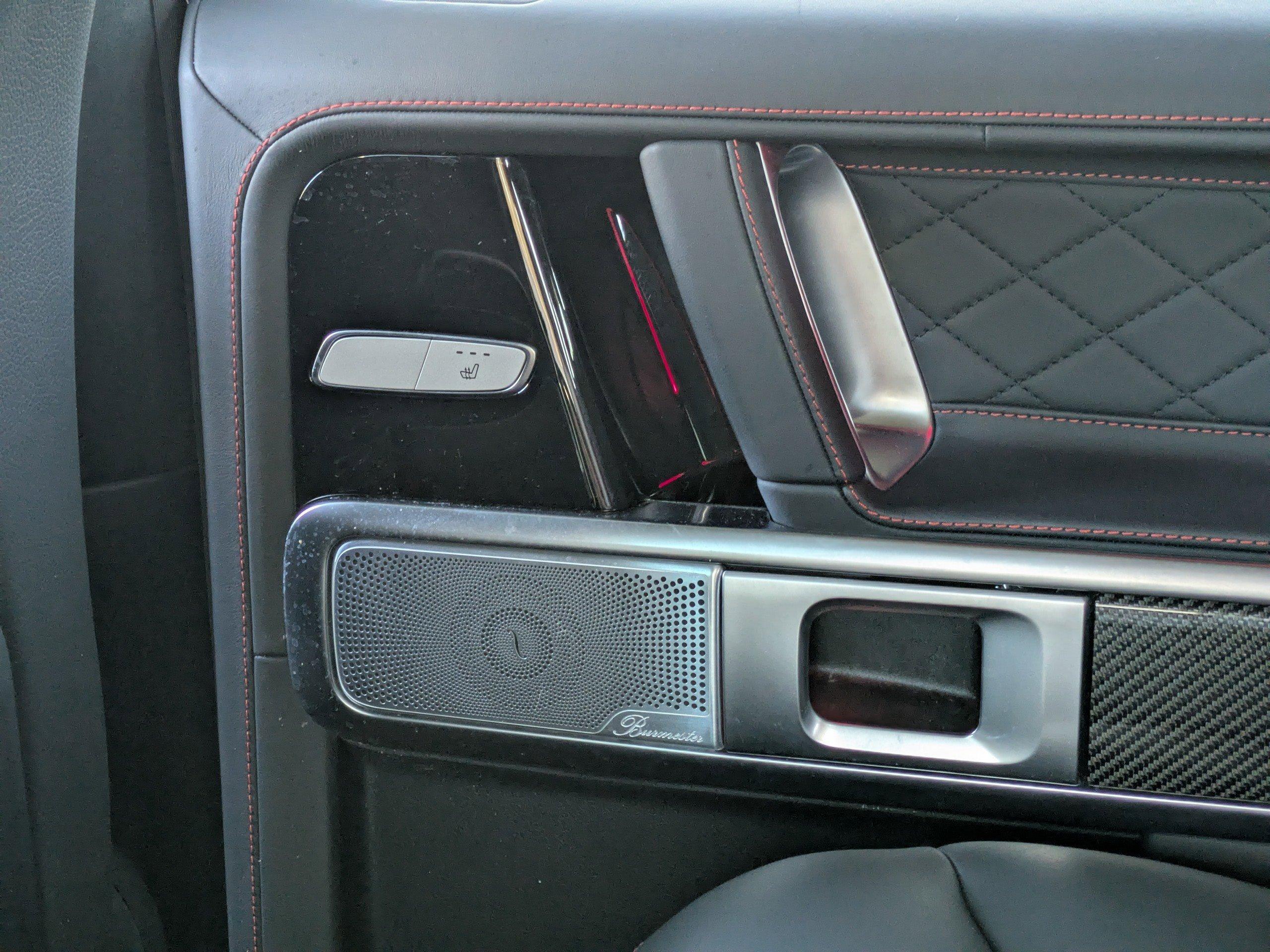 Mercedes-Benz Sport Utility G 550 With Navigation & Awd - Thumbnail 17